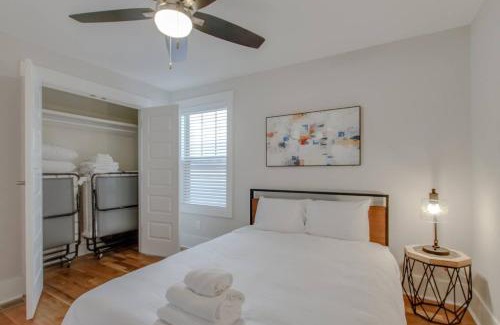 Talbot's Corner House | East Nash Luxury Four Bedrooms Huge Rooftop Patio
