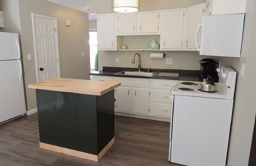 Huron House | East Plum Brook Home - Minutes from Cedar Point
