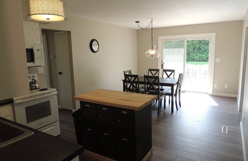 Huron House | East Plum Brook Home - Minutes from Cedar Point