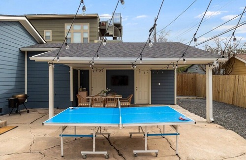McKinley Heights House | East Side Charmer, King Bed, 3 BR, Close to UT