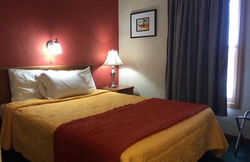 Tipton Hotel | East Street Inn & Suites