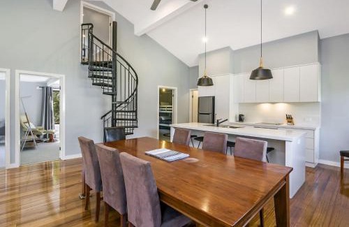 Port Fairy House | East Tempy House and Bungalow