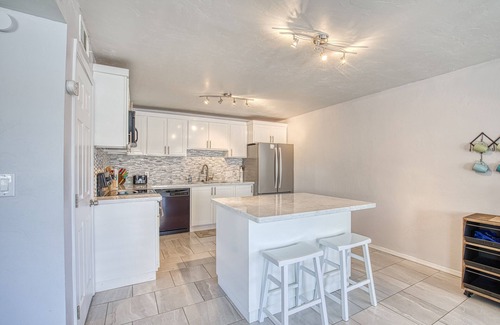 Tucson House | East Tucson - Large family home with pool and spa!