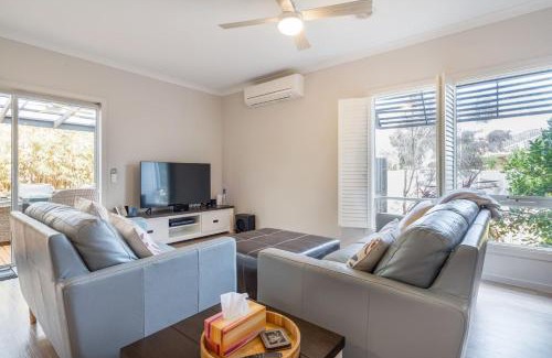 Capel Sound House | 'Eastbourne Escape' A Family Haven Near the Beach
