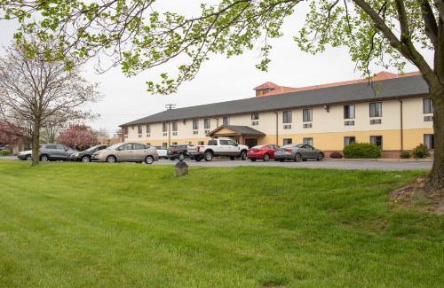 Witmer Hotel | Eastbrook Inn