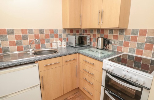 Chillington Cottage | EASTDOWN ANNEXE, pet friendly, character holiday cottage in Dartmouth