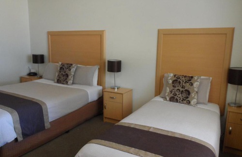 Geelong Hotel | Eastern Sands City Centre