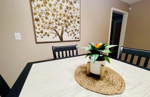 Hammond Apartment | Eastgate 10A beautiful townhouse