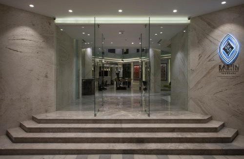 Alkapuri Hotel | Eastin Residences Vadodara