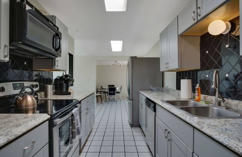 Harrison East South House | Eastside family home! Fun in the sun in Tucson!