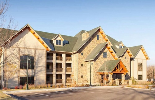 Big Cedars Condo | Easy Access to Dogwood Canyon in this great resort Studio Apt