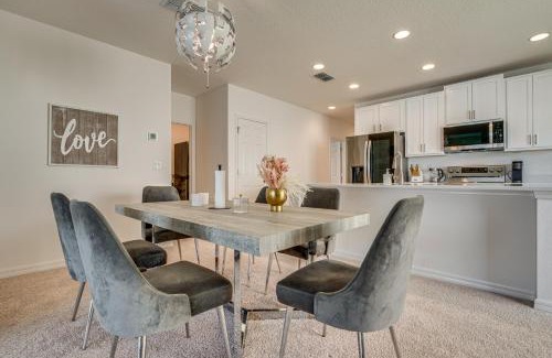 Groveland House | Easy Disney Day Trips Family Home with Pool Access