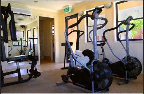 Varsity Lakes House | Easy Room Next to Bond University