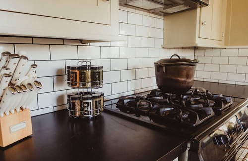 Freetown - Port Rico House | Easy walk to UL, Downtown, Girard park, and multiple music venues. Pet friendly!