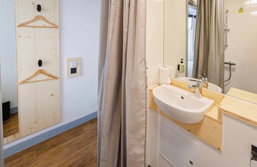 Fairfield Hotel | easyHotel London Croydon