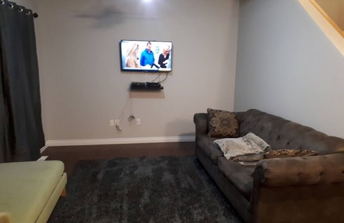 Timberlea House | Eazi Erie Bedroom Suite