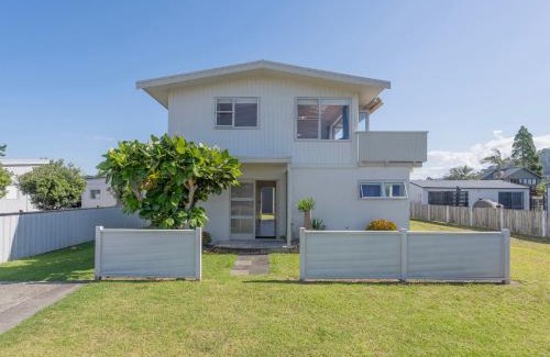 Whangamata House | Eazy Breezy - Whangamata Holiday Home