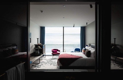 Dunedin City Centre Hotel | Ebb-Dunedin