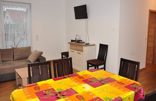 Ebersheim Apartment | Ebersheim Luxury Plaza A2