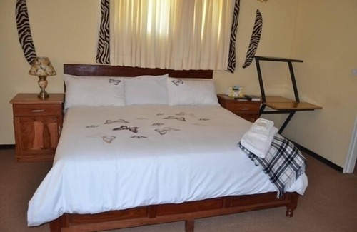 Bulawayo House | Ebuhleni Guest Lodge