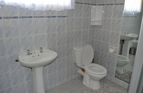 Bulawayo House | Ebuhleni Guest Lodge