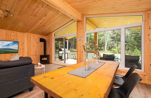 Baie-St-Paul Ski Chalet | Echo de la Forêt 9: Exclusive Nature, Spa Retreat