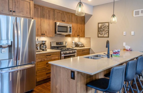 Sun Peaks Condo | Echo Landing #05 by Bear Country