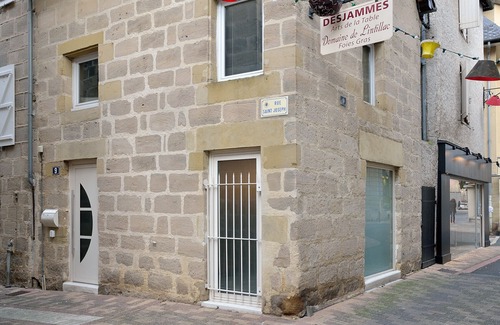 Brive-la-Gaillarde Apartment | ★ Echoppe Briviste ★ Connectée ★ Climatisée