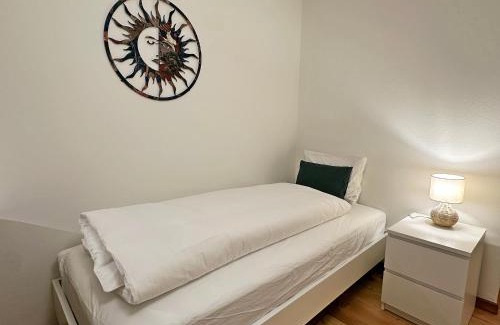 St. Moritz Apartment | Echtholz, 110m2, Sport, Erholung, mit Garage - SU48