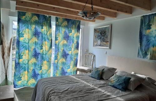 Auriol House | Eclats du Sud, villa les Cigales avec piscine, proche Cassis, meublé de tourisme 3 étoiles