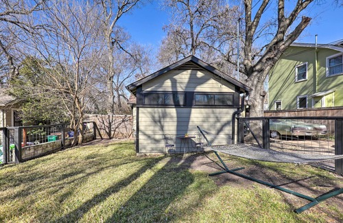 Hancock Cottage | Eclectic Austin Bungalow: Central Location!