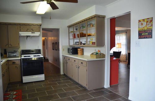 Westminster House | Eclectic Country Ranch, Great for Families! (Trenton, Leonard, Whitewright)