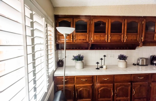 El Paso House | Eclectic Cozy Stellar location, sleeps 7