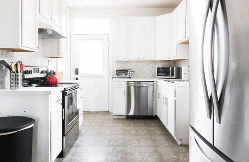 Italian Village House | Eclectic Short North Home - Free Parking, Private Backyard, Walk to All