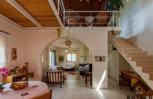 Platanias Villa | Eco Friendly Country Home