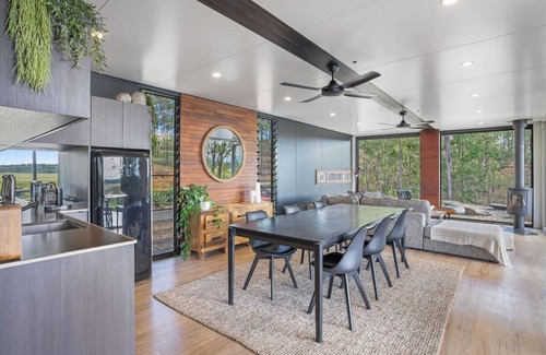 Alice House | Eco-Friendly Luxury Riverside Escape with Panoramic Views