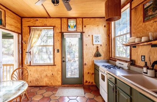 Blanco House | Eco Friendly Treehouse Retreat