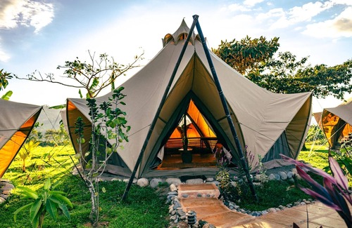 Dominical RV Rental | Eco Luxe Glamping Tent - 2 Queen Beds at Holos