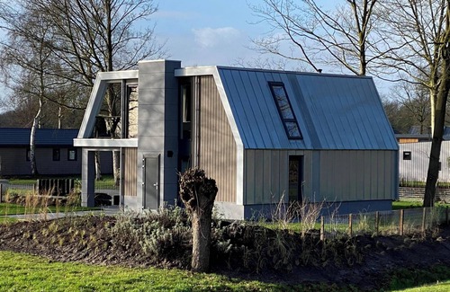 Biddinghuizen House | Eco villa with 5 bedrooms and 2 bathrooms