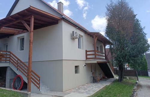 Ostoros House | Eco-Wood Family