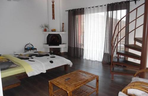 Ambohibao House | Ecole Lodge Antananarivo