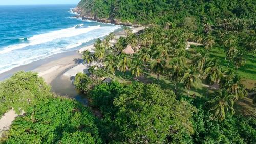 Santa Marta Hostel | Ecolodge Playa Brava Teyumakke