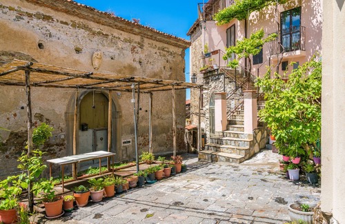 Cicerale Apartment | Ecolodge Selvitelle - Sustainable Retreat Amidst Olive Groves in Cilento