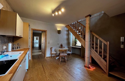 Mirow House | Ecological Guest House with Garden and Castle View - Central, Near the Lake