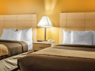 Niagara Falls Cabin | Econo Lodge at the Falls North