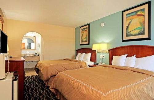 Parker Lane Hotel | Econo Lodge Austin South