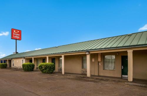 Bartlesville Cabin | Econo Lodge Bartlesville Hwy 75