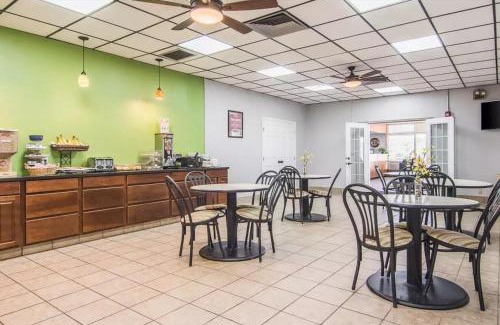 Fort Payne Hotel | Econo Lodge Fort Payne