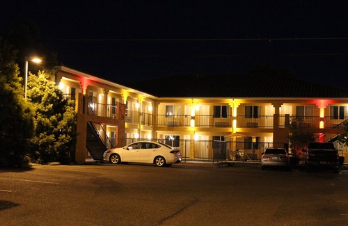 Lodi Hotel | Econo Lodge Inn & Suites Lodi - Wine Country Area
