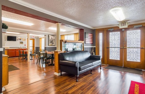 Jacksonville Hotel | Econo Lodge Jacksonville near Little Rock Air Force Base